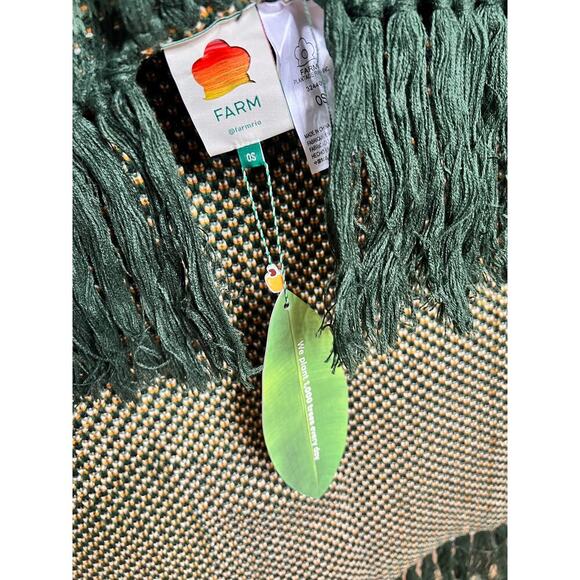 NWT Farm Rio Oh So Cozy Brazil Toucan Blanket 60 x 80 Red Green Acrylic Fringe - Picture 3 of 6